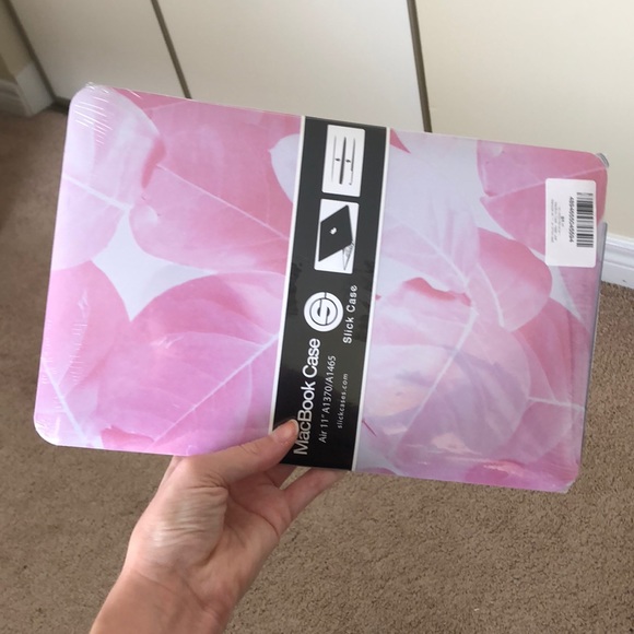 MacBook Case - Picture 3 of 3